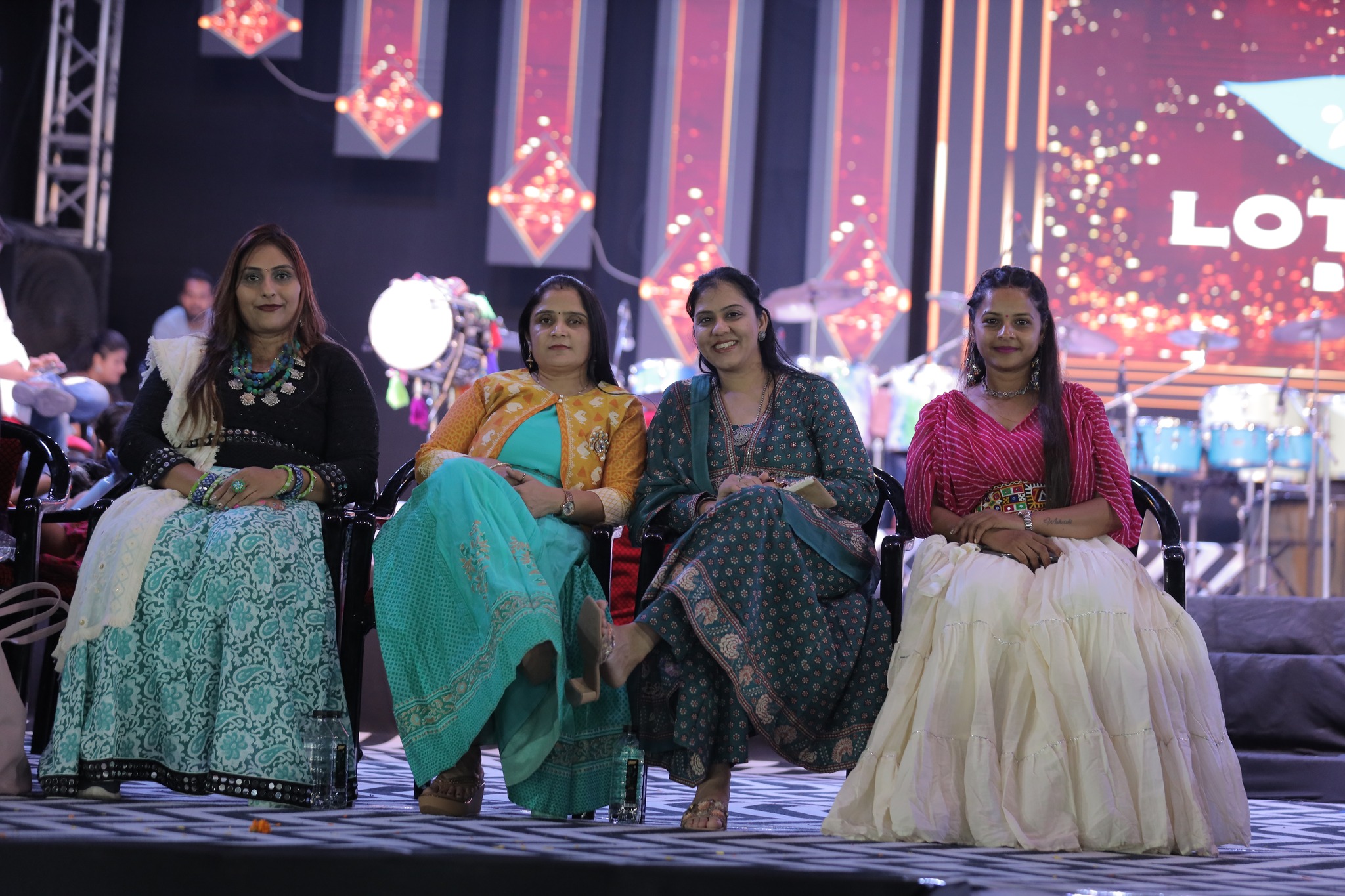 તા.૦૭-૧૦-૨૦૨૪ ના રોજ બારડોલીના લોટસ ગ્રુપ ખાતે નવરાત્રી ઉત્સવ ૨૦૨૪ નો ૫ મો દિવસ ઉજવાયો.